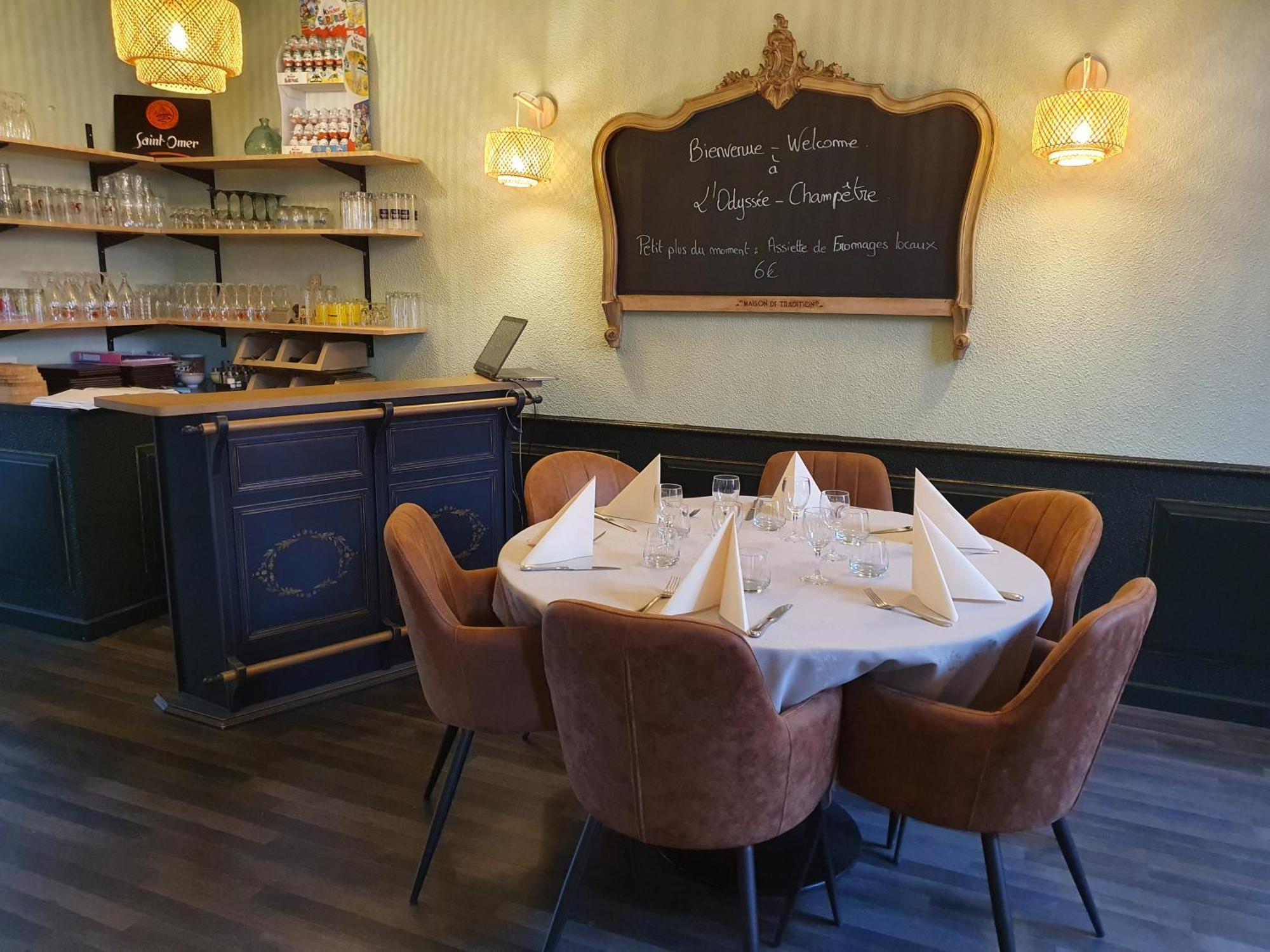 Logis Hotel Restaurant L'Odyssee Champetre Le Lude Esterno foto